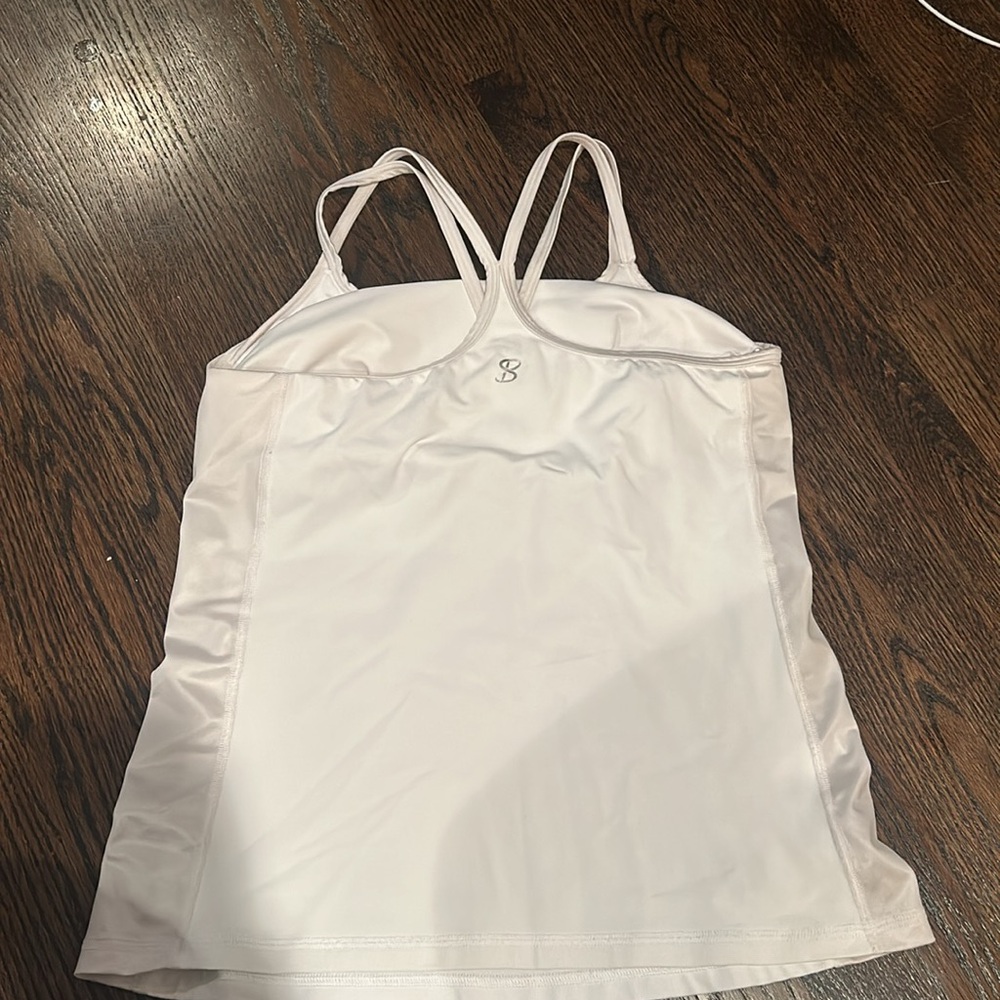 Top And Shorts - image 3